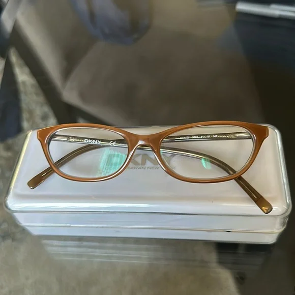 DKNY Caramel Reading Glasses 1.0 - Picture 3 of 15
